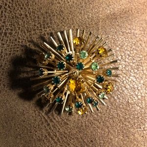 Jeweled tone pin/necklace